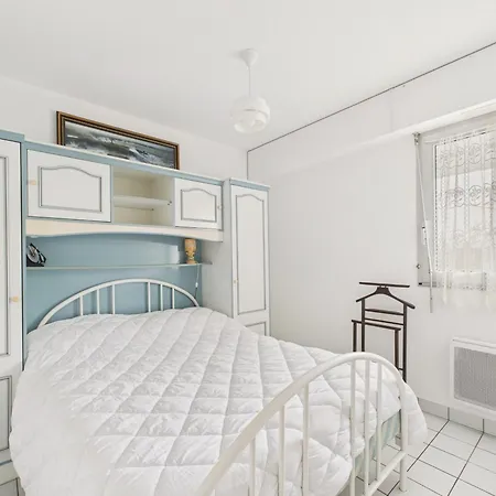 Vue Pour 2 Adultes Et 2 Enfants شقة