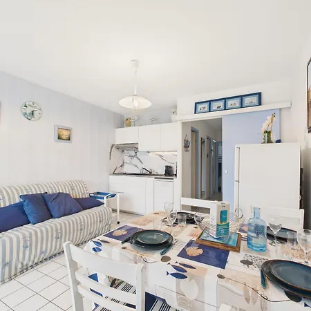 شقة Vue Pour 2 Adultes Et 2 Enfants *